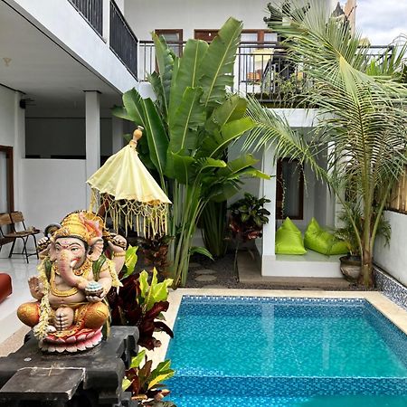 Villa Iris Homestay Uluwatu Eksteriør billede