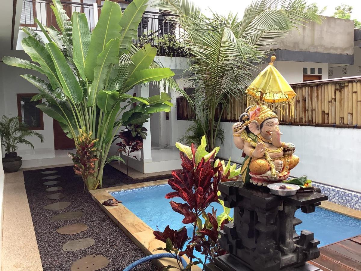 Villa Iris Homestay Uluwatu Eksteriør billede