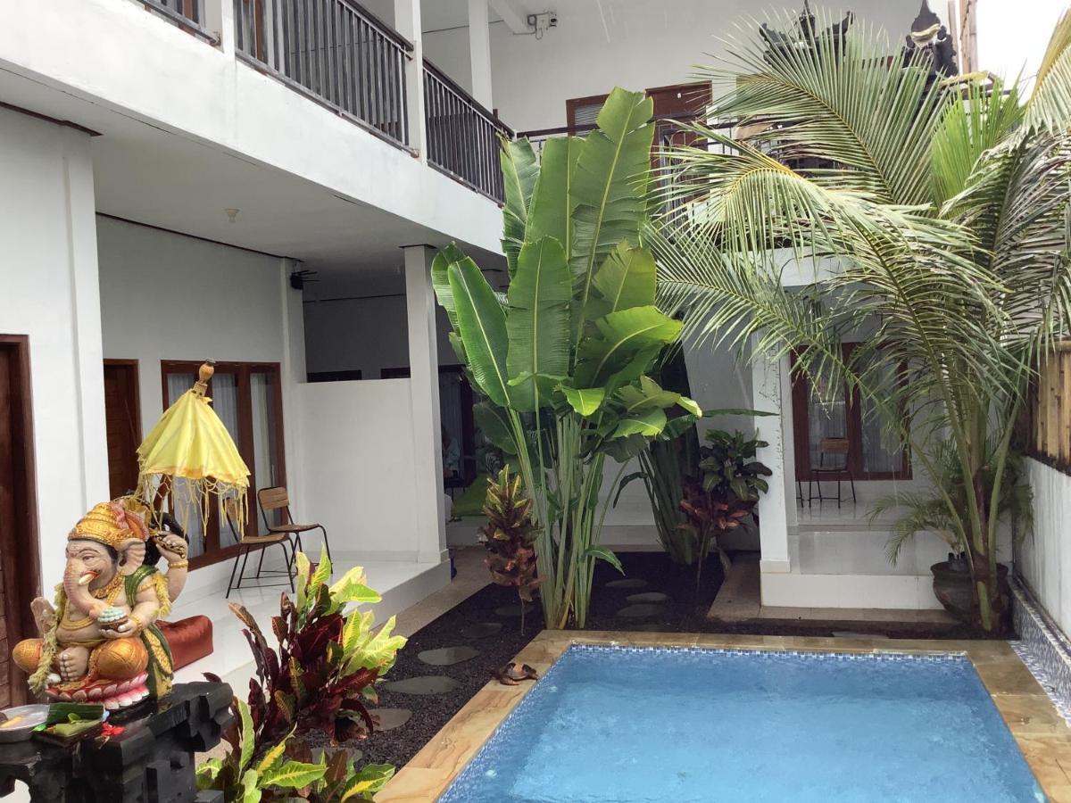 Villa Iris Homestay Uluwatu Eksteriør billede