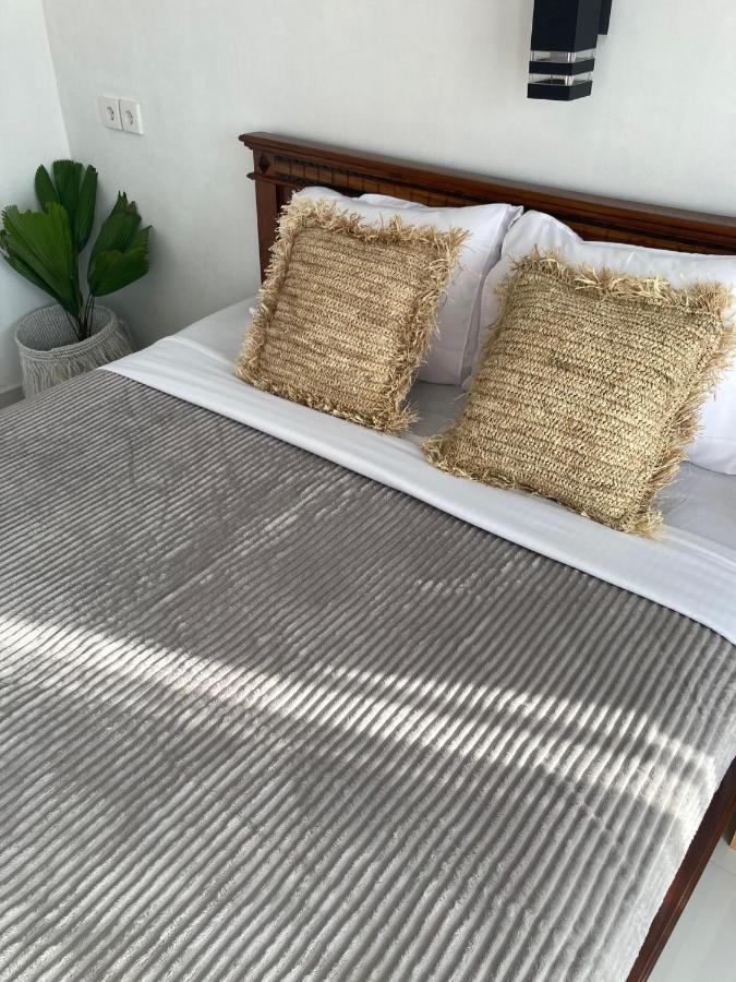 Villa Iris Homestay Uluwatu Eksteriør billede